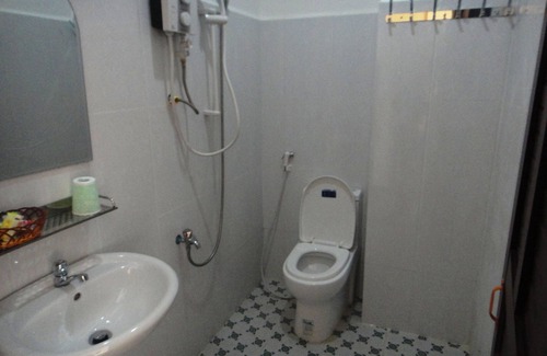Kampot Hotel | Khemra I Guesthouse