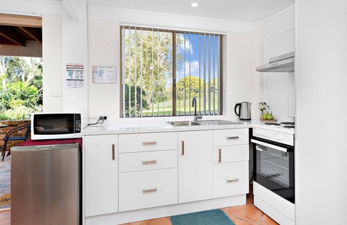 Kiama Downs Apartment | Kiama Downs Escape - Reserve View