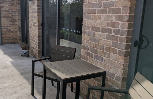 Belmore House | Kick back and relax in this calm and stylish space in Belmore NSW
