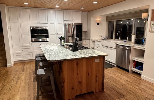Evergreen House | Kid and Dog Friendly Private Family Mountain Retreat with Great WiFi and Cell