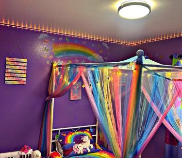 Taylor House | Kid-Friendly Home With Pool