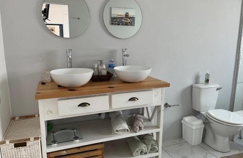 Kidd's Beach House | Kidds Beach Cottage