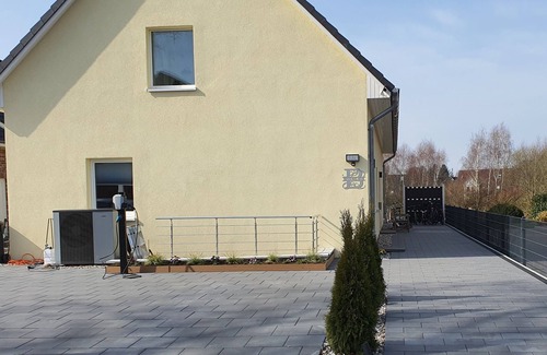 Russee - Hammer Apartment | Kiel-Russee with parking lot and charging station incl. VAT