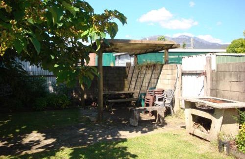 Mount Beauty House | Kiewa View