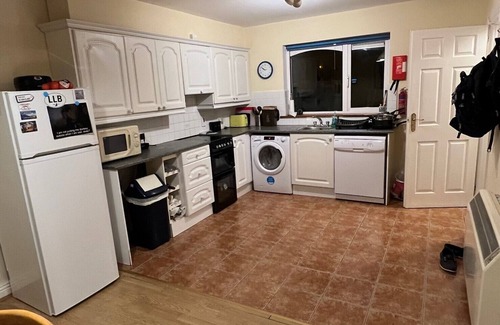 Kilkee Condo | Kilkee: "the best place to holiday in Ireland" according to the IrishTimes!