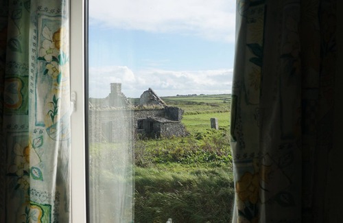 Kilkee Condo | Kilkee: "the best place to holiday in Ireland" according to the IrishTimes!