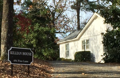 Warm Springs House | Killian House Retreat, 4br 2ba Relaxing Get away private home