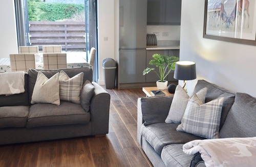 Tomintoul Cottage | KILMUIR COTTAGE, family friendly, with a garden in Tomintoul