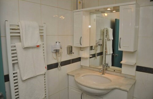 Kilyos Hotel | Kilyos Kale Otel