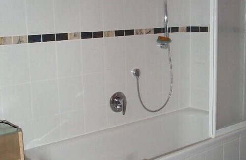 Hofheim in Unterfranken Apartment | Kinderfreundlicher Bio-Bauernhof mit Hofladen, vielen Tieren (Dachgeschoss)