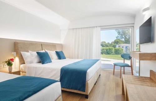 Kineta Resort | Kinetta Beach Resort and Spa