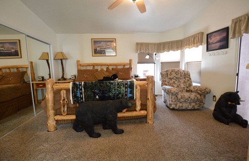 Page Bed & Breakfast | King 1 Private Room with en-suits bath in our B&B Close to Antelope Canyon