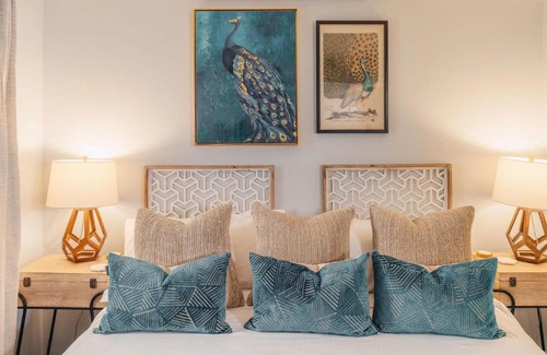 Five Points South House | King bed open floorplan in heart of Bham