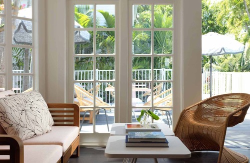 Old Town Hotel | King Bed Room in the Heart of Key West! Perfect for Friends & Couples Vacation