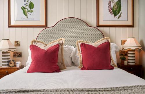 Tollard Royal House | King John Inn