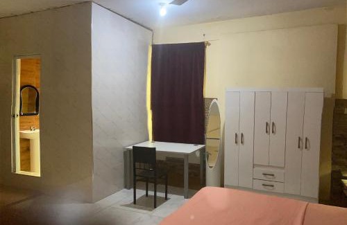 Teshie Apartment | King Makeri Guest House