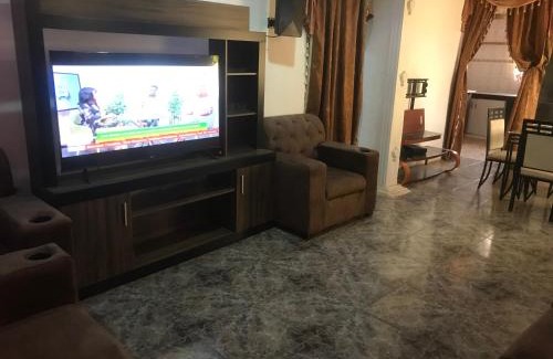 Teshie Apartment | King Makeri Guest House