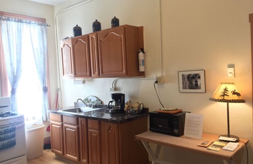 Buffalo Apartment | King One Bedroom, Converted 1894 Historic Hotel, Downtown Buffalo Wyoming