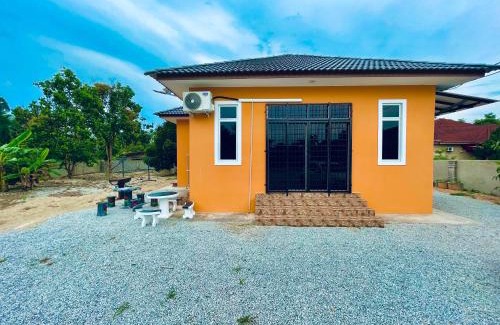 Kubang Kerian House | King's Cottage Homestay Kubang Kerian