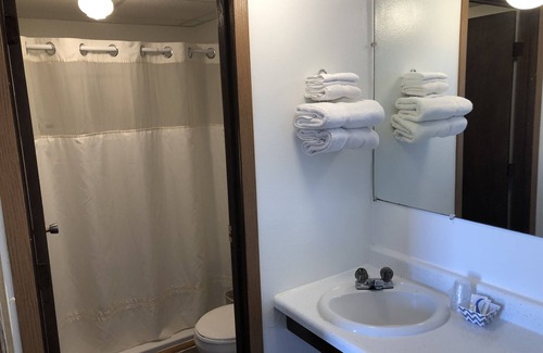 Kennebec Hotel | King's Inn