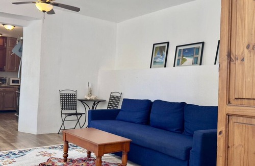 Estate Demarara House | King's Lighthouse #3: Traveler’s Suite City Walk