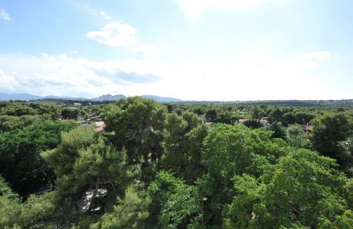 Isthmia Hotel | King Saron Hotel Resort