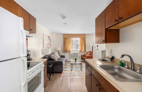 Beverly Hotel | King Suite | The Beverly Hotel | Separate Bedroom and Living Area