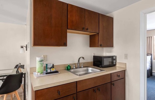 Beverly Hotel | King Suite | The Beverly Hotel | Separate Bedroom and Living Area