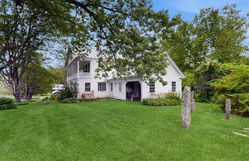 Chester House | Kingdom Valley Farmhouse