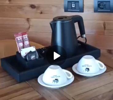 Fushe Kuqe Villa | Kingfish restaurant & boutique hotel