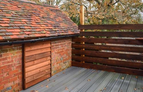 Cowbeech House | Kingfisher Granary
