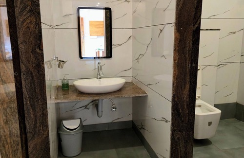 Supa Resort | Kingfisher Jungle Stay By TERASTAY