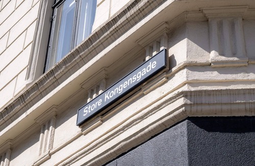 Copenhagen City Centre Apartment | Kings Square apt. 1&2 by Daniel&Jacob's