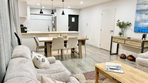 Panmure Apartment | Kings View