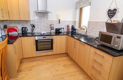 Saltash Cottage | KINGSAND, pet friendly, luxury holiday cottage in Tideford