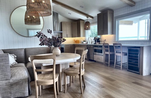 Kingston House | Kingston Cottage- waterfront views, steps to beach & downtown- the best of PNW!