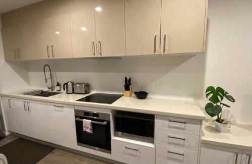 Kingston Apartment | Kingston Foreshore Contemporary Apartment - Hosted by Canstay