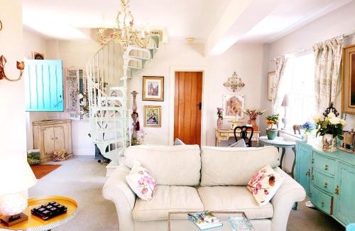 Etchingham House | Kipling Cottage