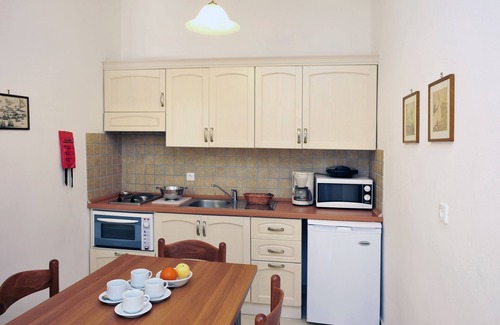 Kassiopi Apartment | Kipos Apartments (Front View)