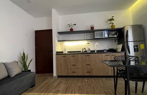 Simon Bolivar Apartment | Kiran Lodging SL