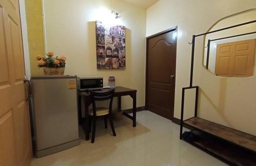 Phetchaburi Bed & Breakfast | Kireeya Villa