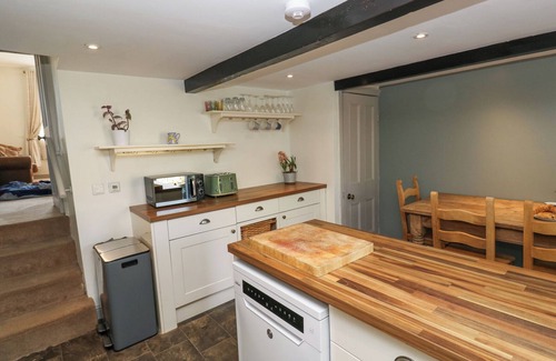 Linton-in-Craven Cottage | KIRK YETT COTTAGE, pet friendly, with open fire in Linton Falls