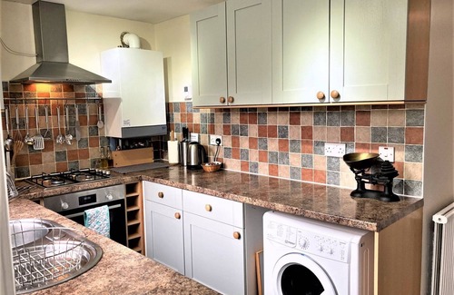 Leven Cottage | Kirkside Cottage pet friendly, sleeps 4 near St Andrews