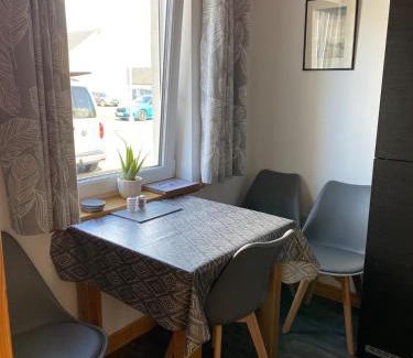 Kirkwall Apartment | Kirkwall Studios - Studio 31A