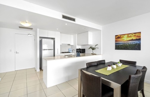 Coolangatta Apartment | Kirra Beach 506 Pure Ocean Views