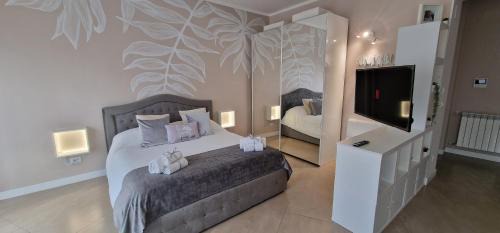 Livorno Apartment | KISSES FROM LIVORNO open space apartment - no pets allowed