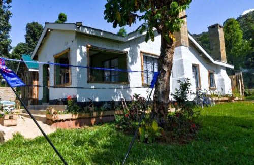 Central Province Villa | Kitanda Msituni