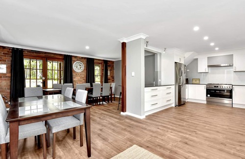 Kitchener House | Kitchener Country Estate with Pool Hot Tub on private acres that sleeps up to 18