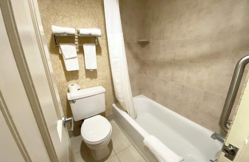 Owego Hotel | Kiteville Owego