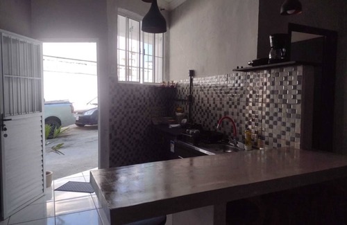 Ressaca Apartment | Kitnet Jardim Carolina, close to the center